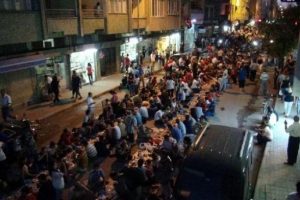 1 kilometrelik iftar sofrası