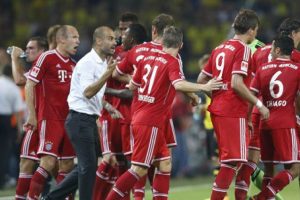 Guardiola futbolcusuna tokat attı!