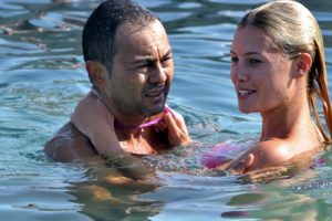 Serdar Orta&ccedil; ve sevgilisi tatilde
