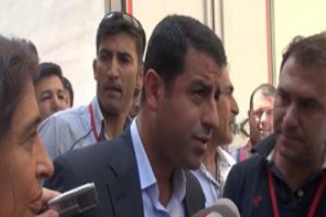 'Vur emrini kimin verdiğini biliyor'