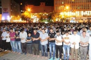 Diyarbakır'da Mursi'ye destek