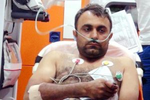 G&ouml;ğs&uuml;ne saplanan bı&ccedil;ak, ameliyatta &ccedil;ıkarıldı