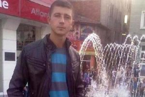 Av t&uuml;feğiyle intihar!