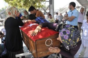 G&ouml;rev şehidi itfaiyeci son yolculuğuna uğurlandı