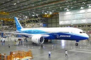 Boeing t&uuml;m u&ccedil;akların kontrol edilmesini istiyor