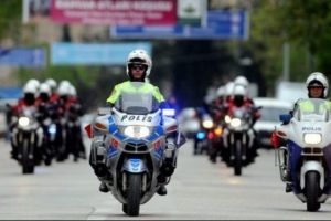 Bursa polisi su&ccedil;lulara g&ouml;z a&ccedil;tırmıyor