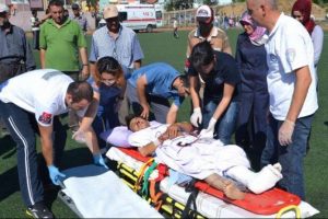 Ambulans helikopter kazazede i&ccedil;in havalandı