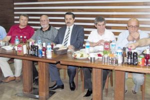 &Ccedil;elik Gemlik'te iftar yaptı