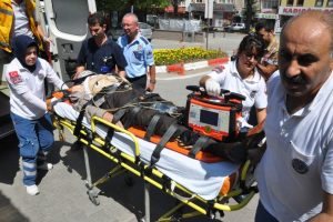 Bursa'da g&ouml;rme engelli 4'nc&uuml; kattan d&uuml;şt&uuml;