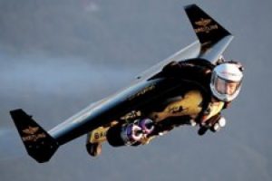 Jetman Yves Rossy u&ccedil;uşa ge&ccedil;ti