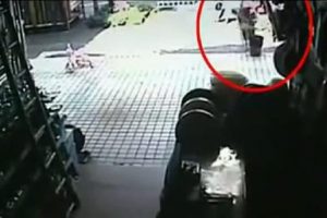 &Ccedil;in'de bı&ccedil;aklı saldırı