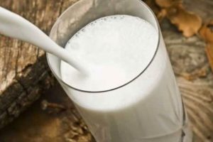 G&uuml;nde en az bir bardak ayran i&ccedil;in