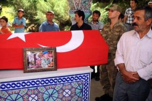 Babasına en acı s&uuml;rprizi yaptı
