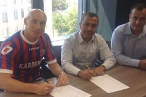 Puygrenier Karab&uuml;kspor'da