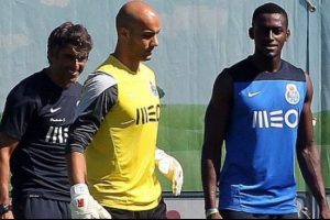 Sinan Bolat resmen Porto'da