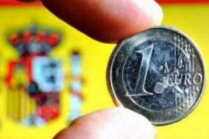 İspanya beklentiye paralel daraldı