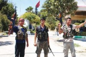 Resulayn'da elleri tetikte