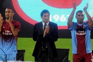 D&uuml;nya bu şovu konuşuyor