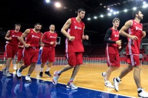 "12 Dev Adam" Slovenya yolcusu