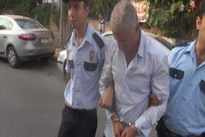 Sahte m&uuml;fettişler kaza yapınca...