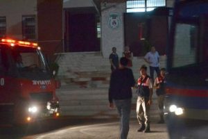 Cezaevinde yangın dehşeti!
