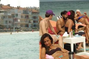 Bursa'da &uuml;cretsiz plajlar boşaldı, paralılar doldu - &Ouml;ZEL HABER