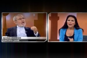 'Cinsellik ibadettir' s&ouml;zlerine a&ccedil;ıklık getirdi