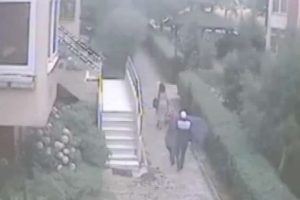 Sevgili hırsızlar kameralardan ka&ccedil;amadı
