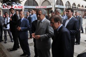 Bursa ziyaretinde  Arın&ccedil;'ı &uuml;zen olay