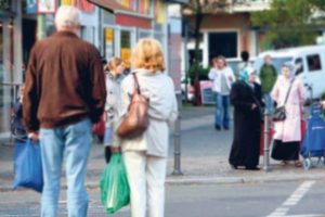 'T&uuml;rklerin sayısı y&uuml;zde 50 azaltılmalı'
