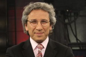 Can D&uuml;ndar neden kovuldu?