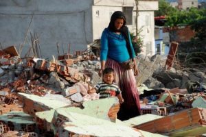 Roman vatandaşlardan belediyeye su&ccedil; duyurusu