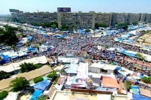 Darbe karşıtları "milyonluk g&ouml;steri" i&ccedil;in bir arada