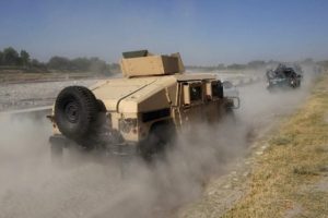 Afganistan'da b&uuml;y&uuml;k &ccedil;atışma: 98 &ouml;l&uuml;