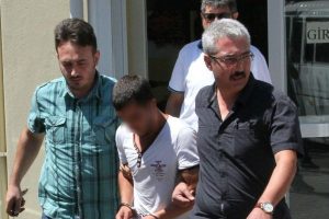 Bursa'da uyuşturucu parası i&ccedil;in hırsızlık