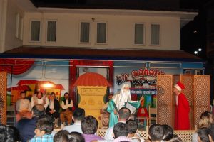 Harmancık'ta tiyatro coşkusu