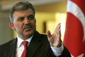 G&uuml;l onayladı 7 vali merkeze alındı!