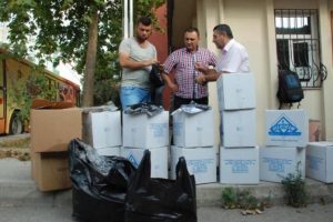 Evleri yıkılan Romanlara savcıdan yardım