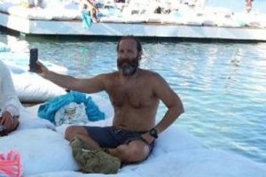 &Uuml;nl&uuml; oyuncu tanınmaz halde