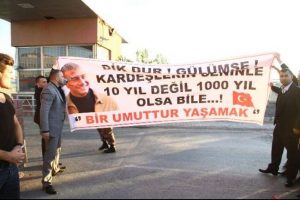 "Yeğenler" cezaya tepki g&ouml;sterdi