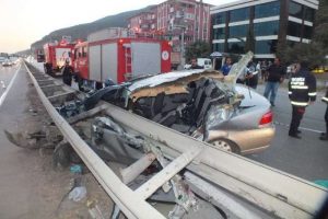 Bayram yolunda feci kaza
