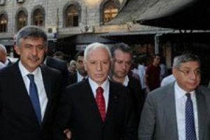 Haberal bayram namazını nerede kıldı?