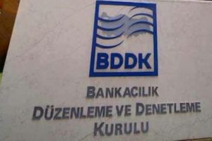 Bankalarda b&uuml;y&uuml;k temizlik