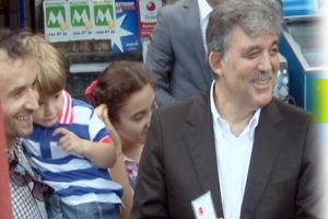 Cumhurbaşkanı'na 'Abdullah G&uuml;l' s&uuml;rprizi