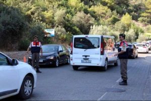 &Ouml;l&uuml;deniz'de bayram &ccedil;ilesi