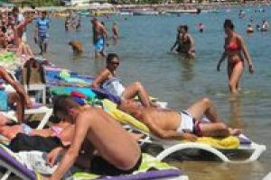 Bayram turizmciye yaradı