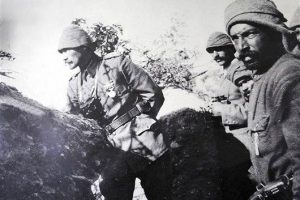 O pozu &ccedil;eken makina &Ccedil;anakkale Deniz M&uuml;zesi'nde