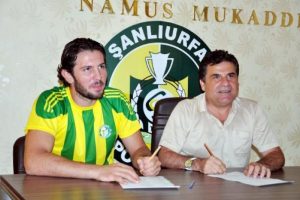 Kaleci Yavuz &Ouml;zkan Şanlıurfaspor'da
