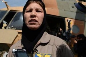 Afganistan'ın ilk kadın savaş pilotu