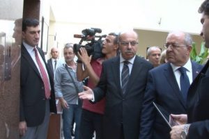 Yeni Vali Karaloğlu'na asans&ouml;r s&uuml;rprizi!